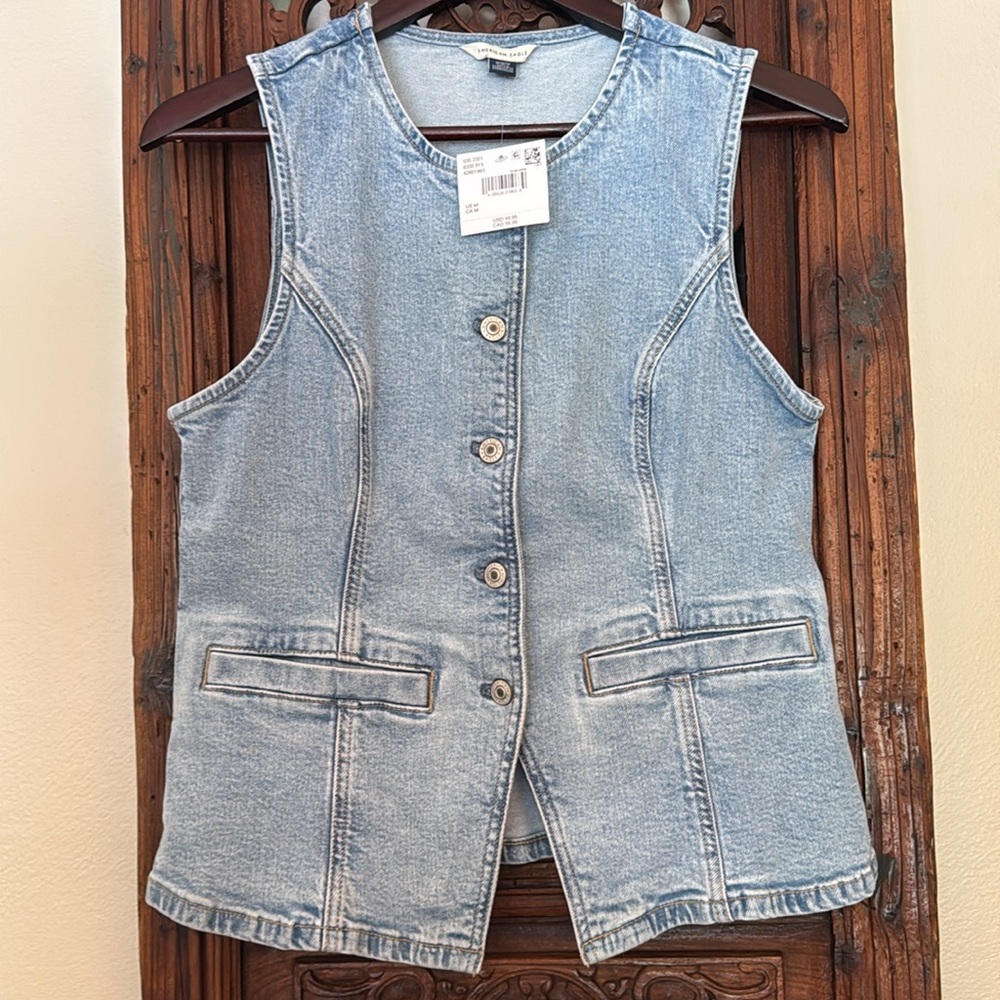 🆕 American Eagle Denim Vest 🆕